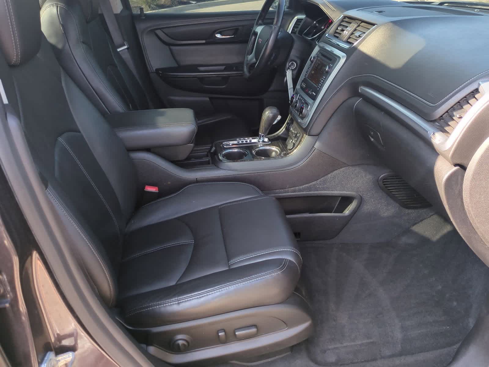 Thumbnail: 2015 GMC Acadia - 23