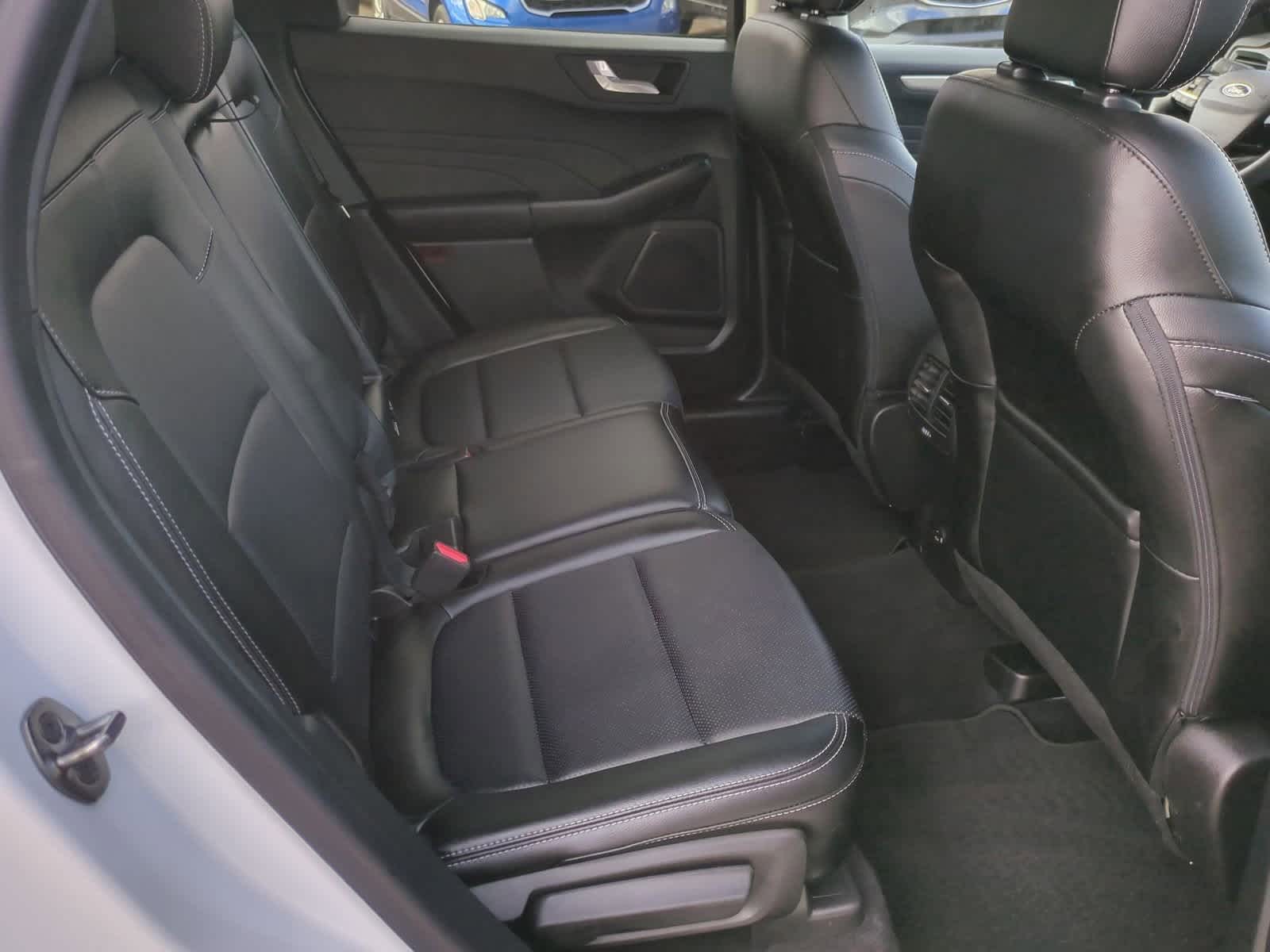 Thumbnail: 2022 Ford Escape - 20