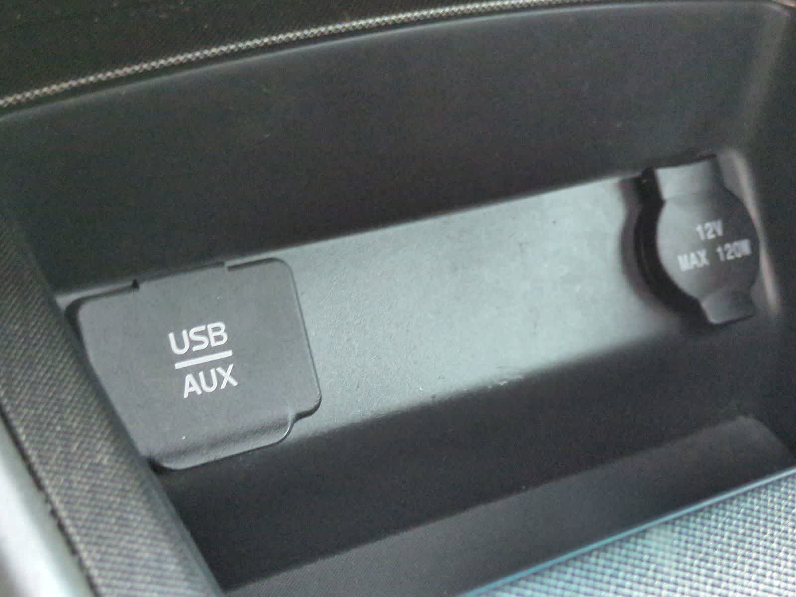 Thumbnail: 2015 Nissan Altima - 32