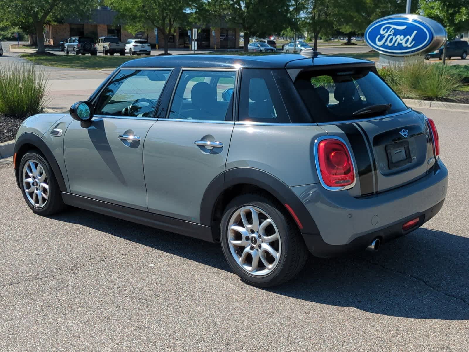 Thumbnail: 2019 MINI Cooper Hardtop - 6