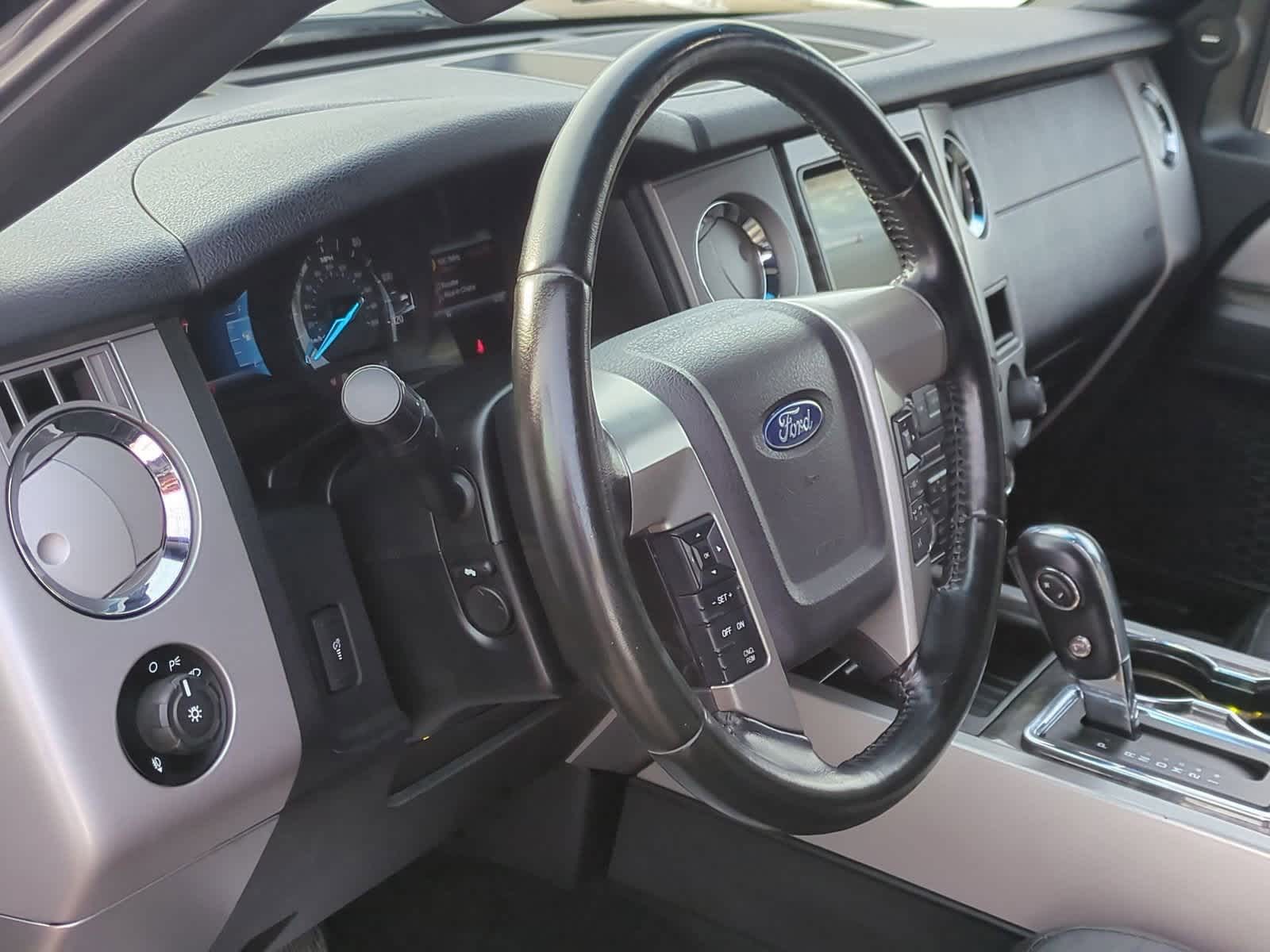 Thumbnail: 2017 Ford Expedition - 10