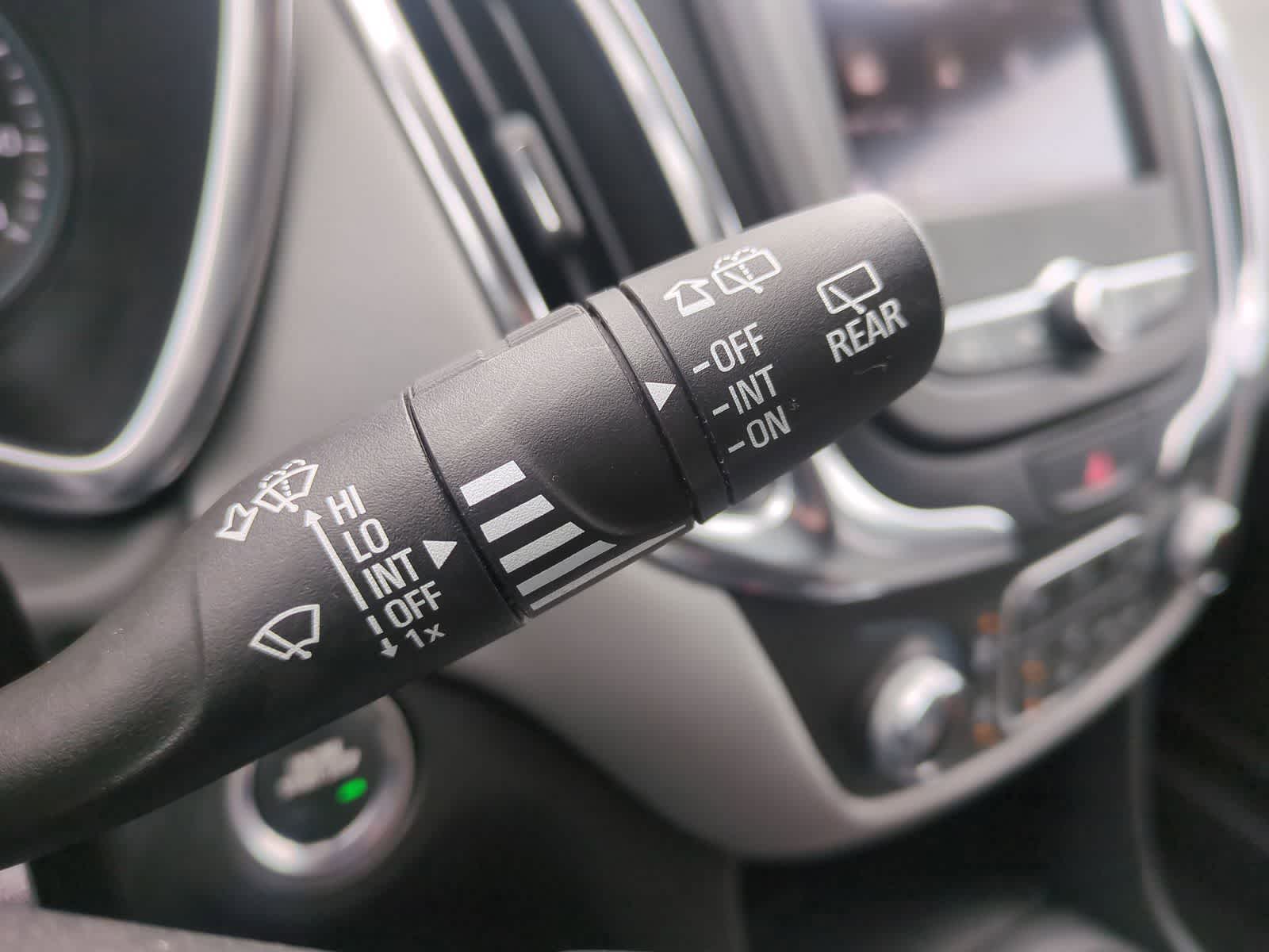 Thumbnail: 2020 Chevrolet Equinox - 25