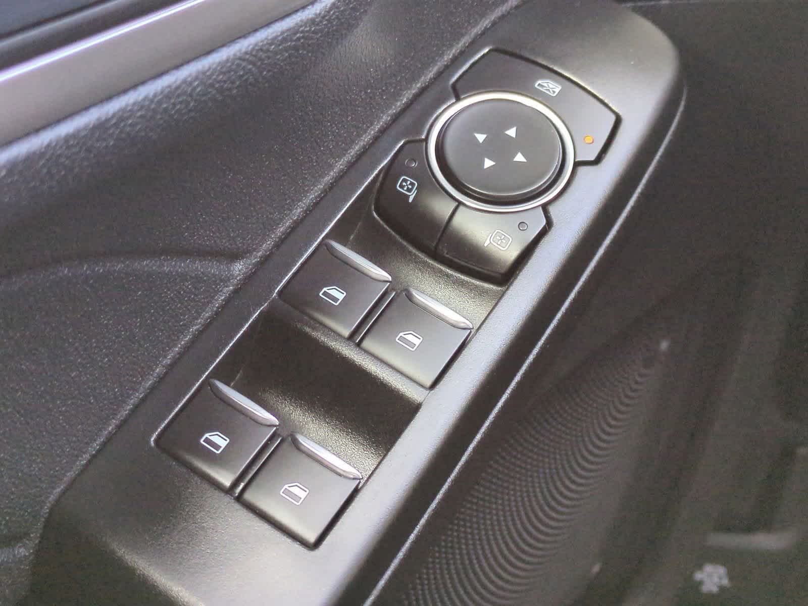 Thumbnail: 2022 Ford Escape - 29