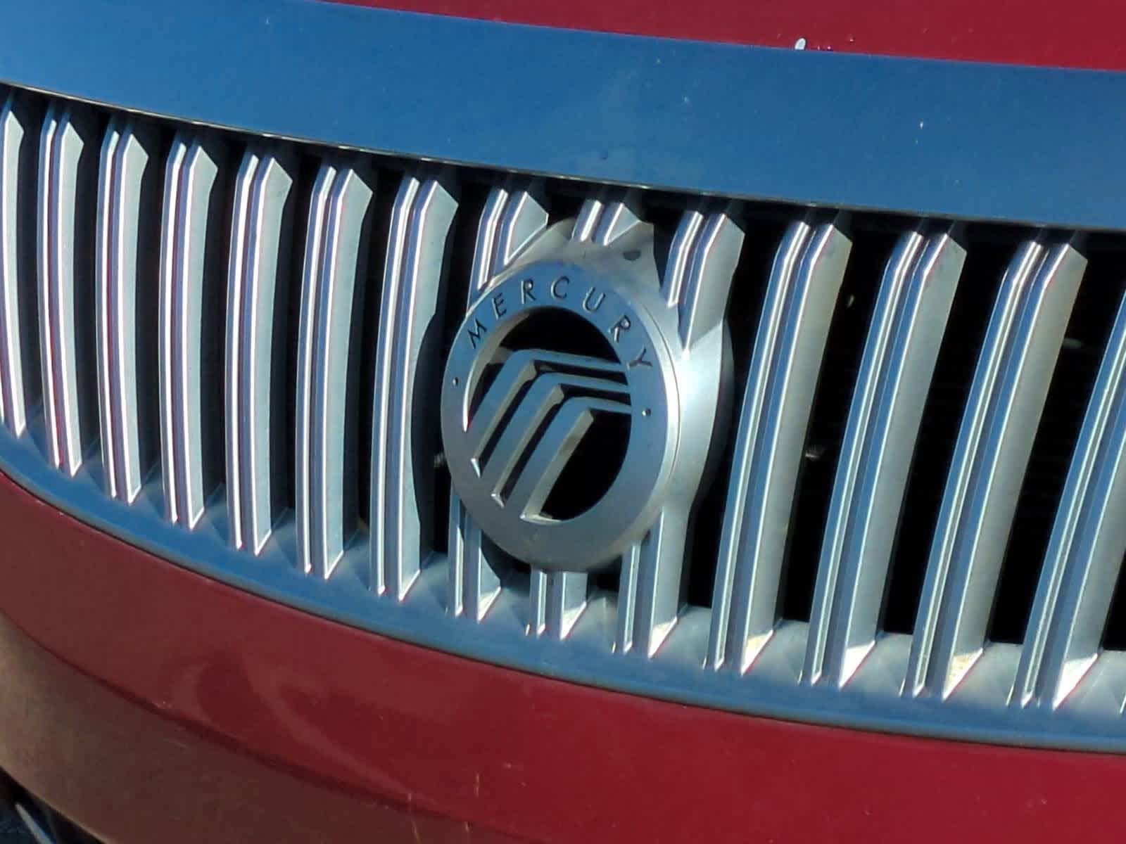 Thumbnail: 2010 Mercury Milan - 12