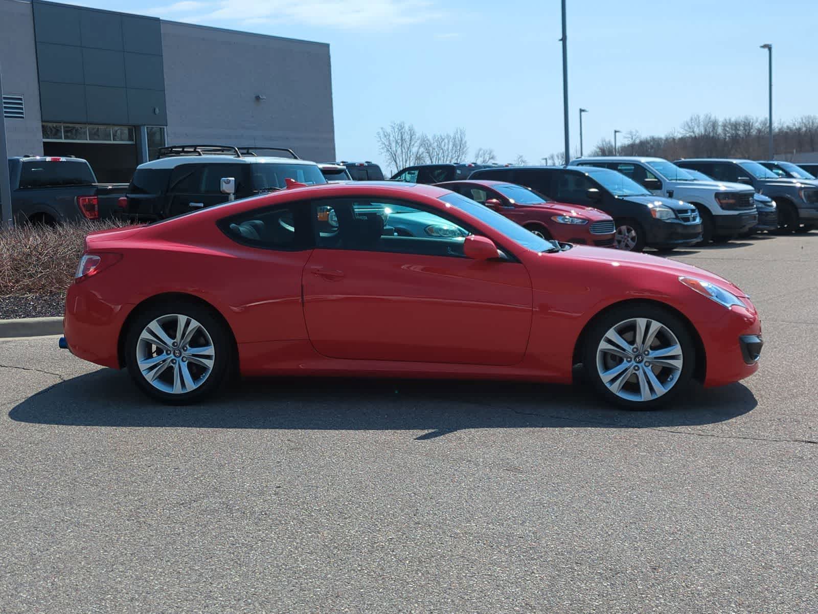 Thumbnail: 2012 Hyundai Genesis - 9