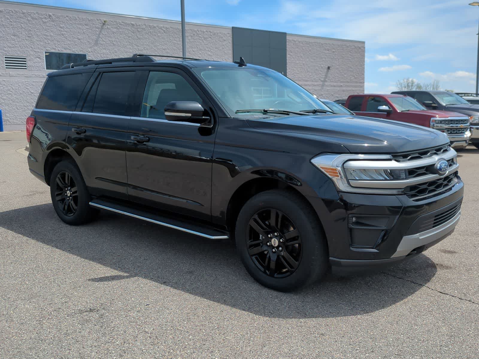 Thumbnail: 2022 Ford Expedition - 2