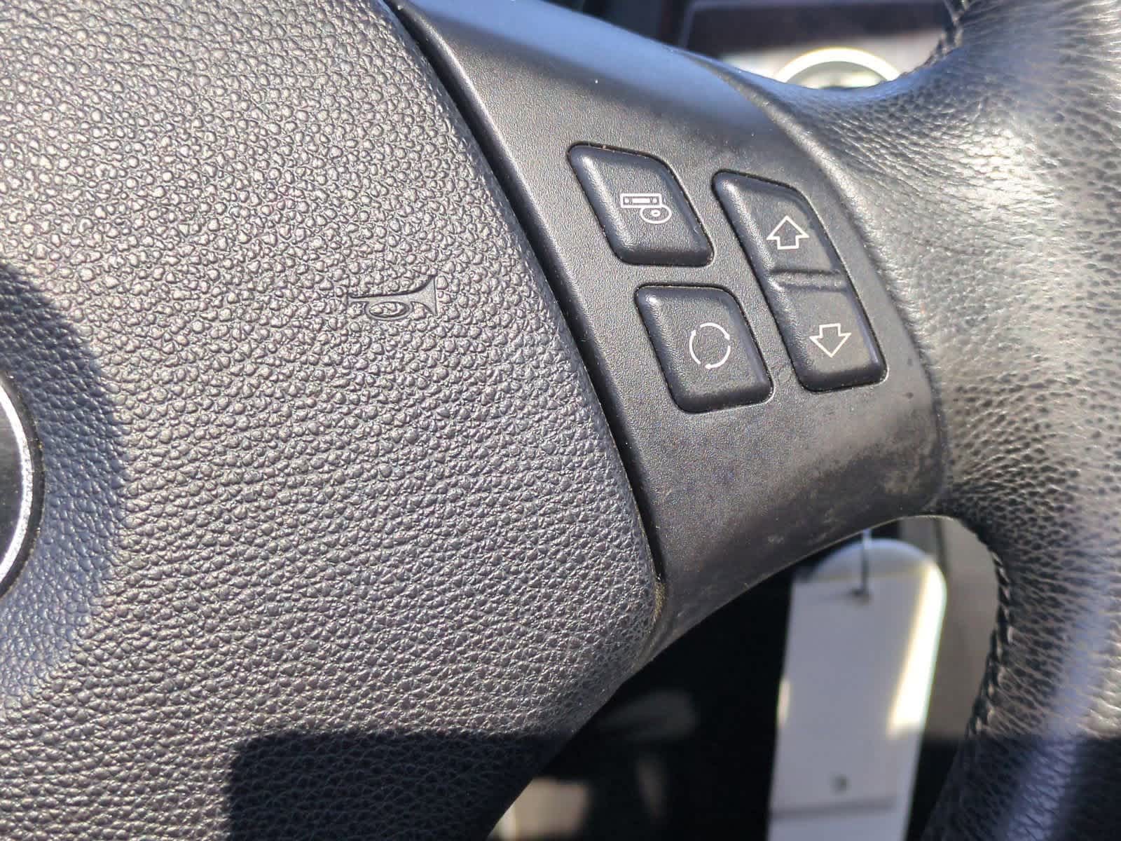 Thumbnail: 2010 BMW 3 Series - 26