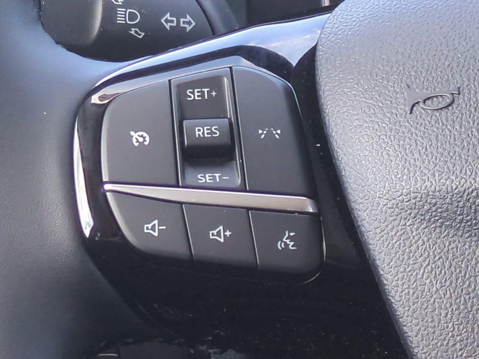 2025 Ford Escape Active 23