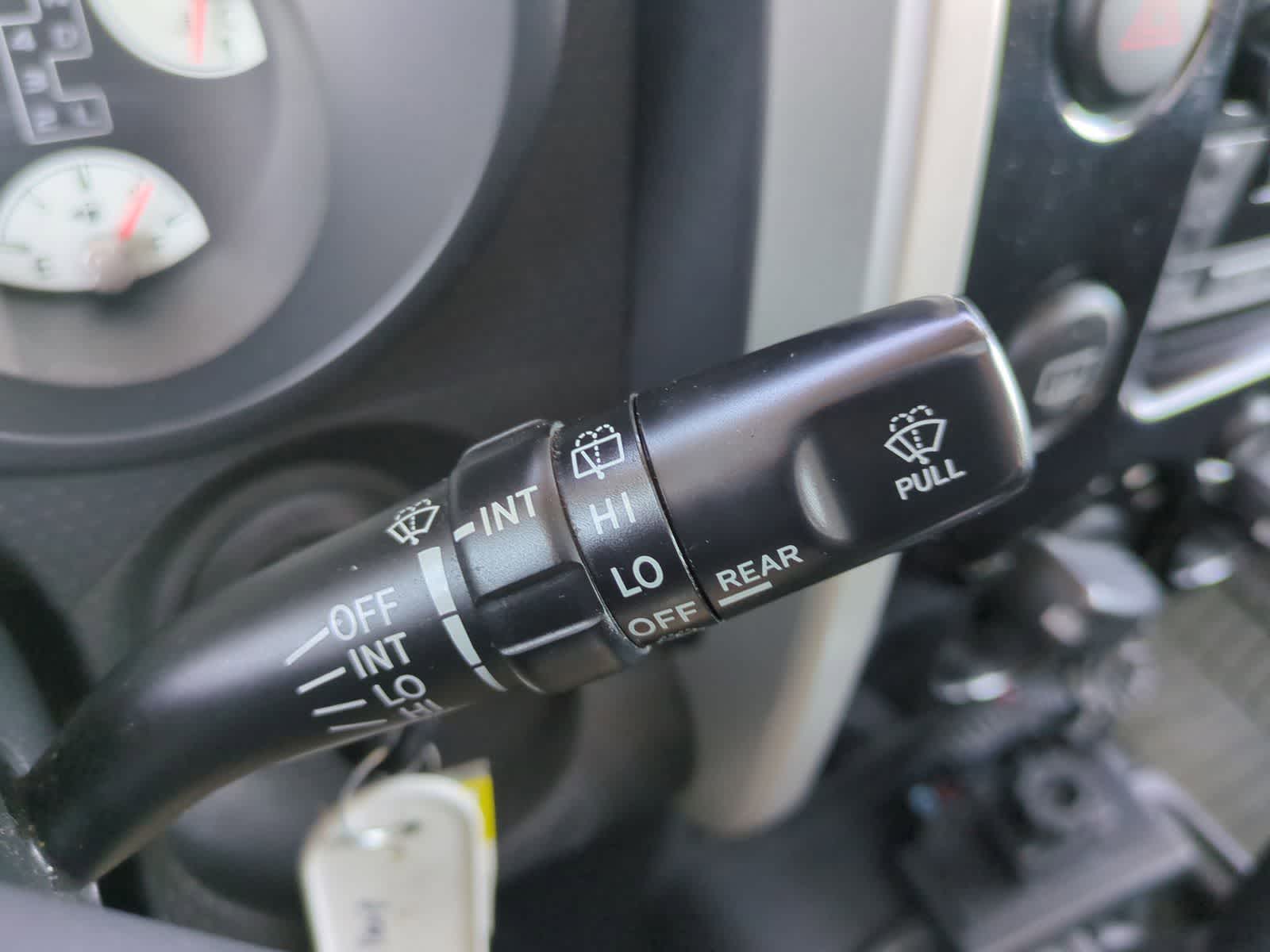 Thumbnail: 2010 Toyota FJ Cruiser - 26