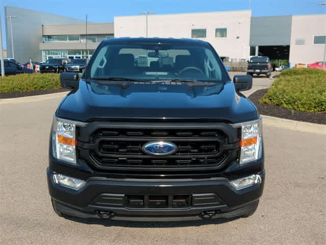 2022 Ford F-150 XL 8