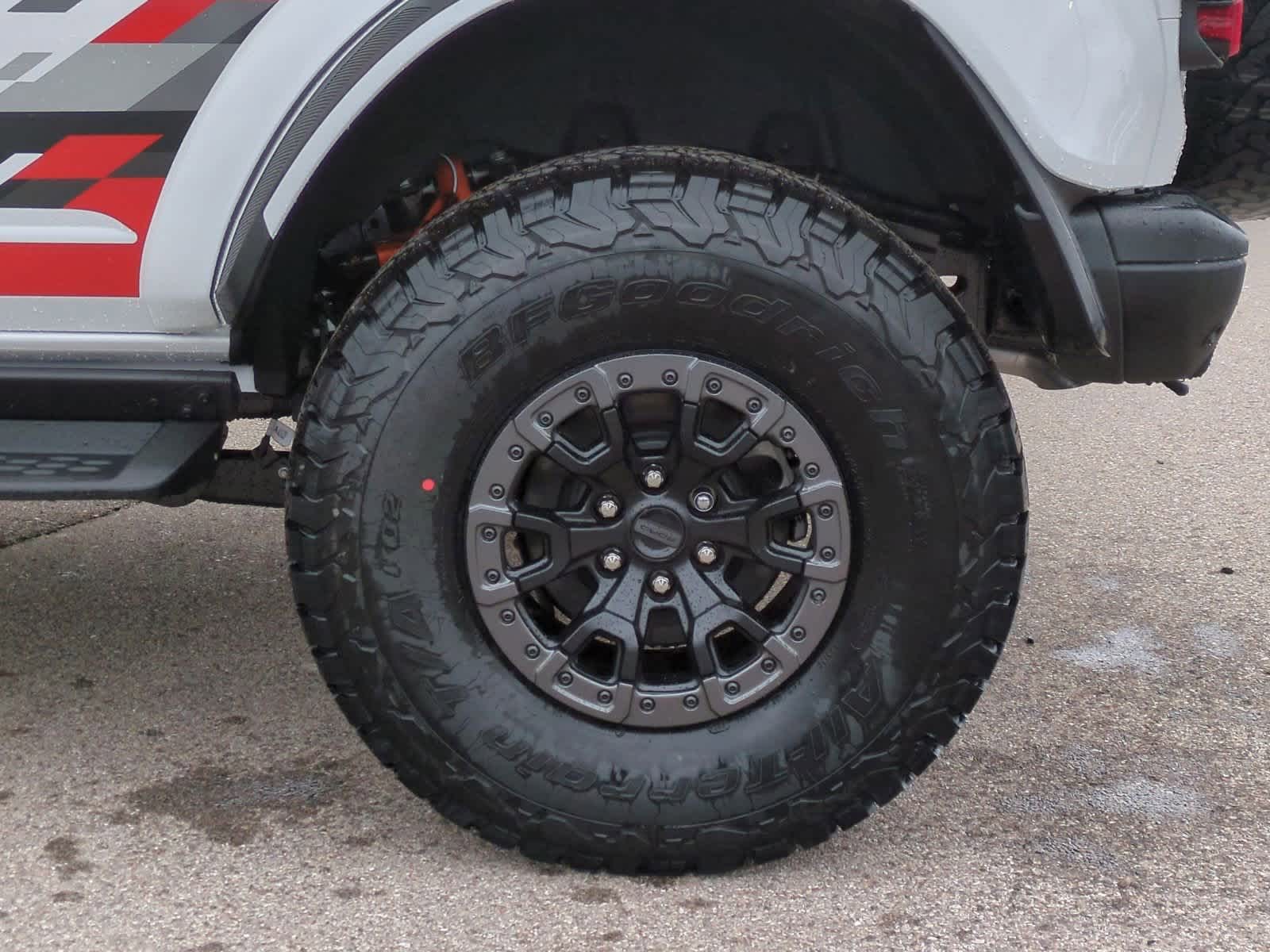 Thumbnail: 2025 Ford Bronco - 14