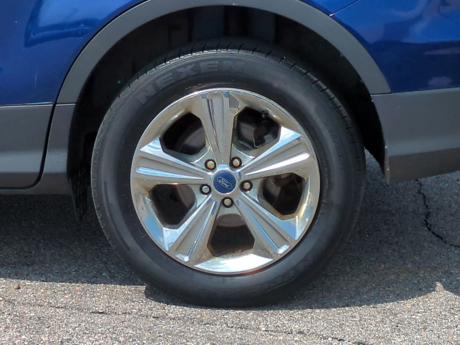 Thumbnail: 2014 Ford Escape - 14