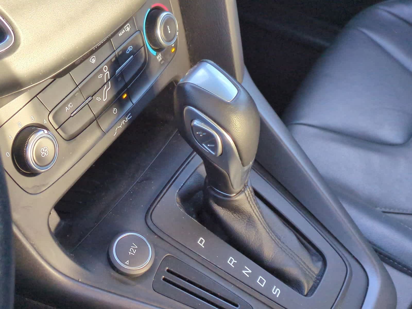 Thumbnail: 2015 Ford Focus - 31