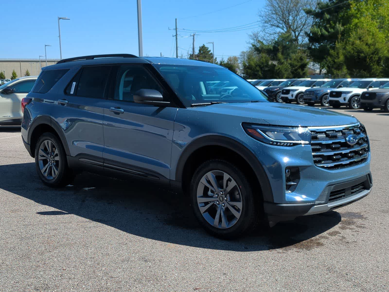 Thumbnail: 2026 Ford Explorer - 2