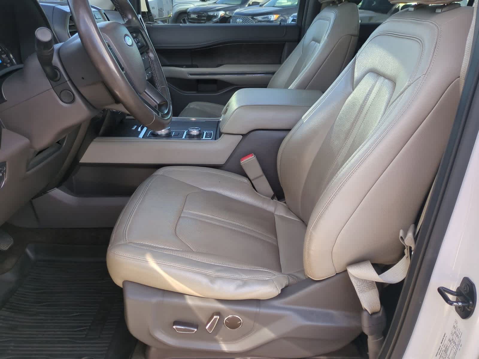 Thumbnail: 2018 Ford Expedition MAX - 16