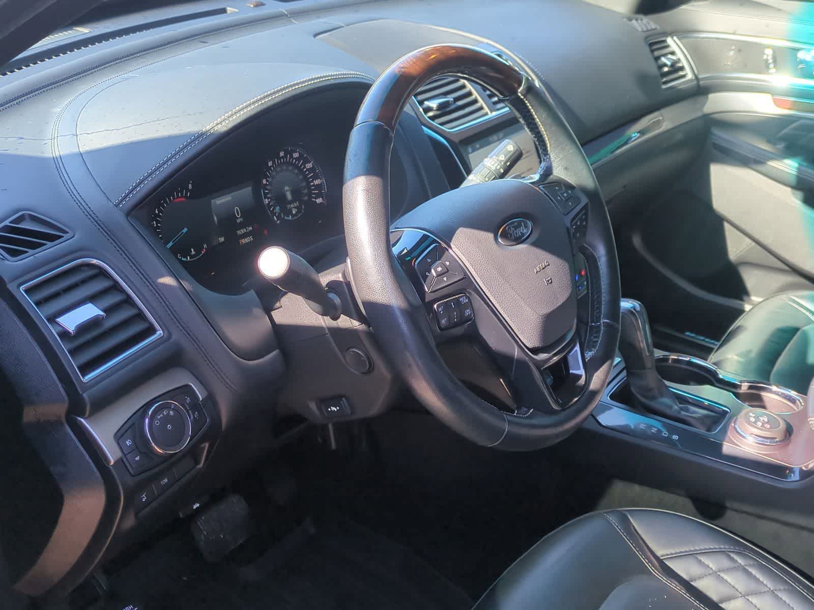 Thumbnail: 2017 Ford Explorer - 10