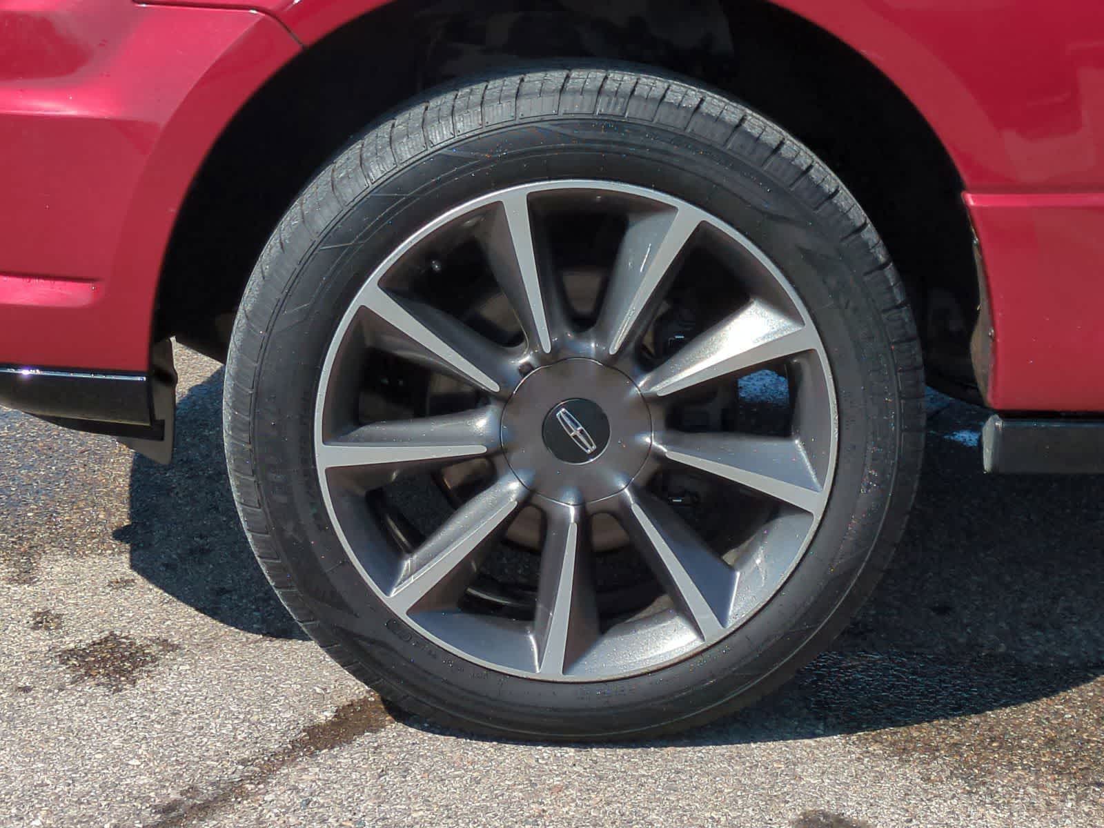 Thumbnail: 2016 Lincoln Navigator - 14