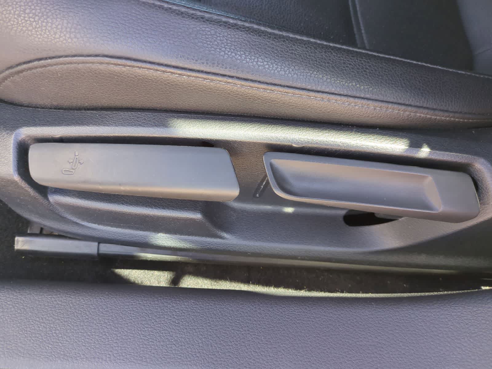 Thumbnail: 2015 Volkswagen Jetta - 17