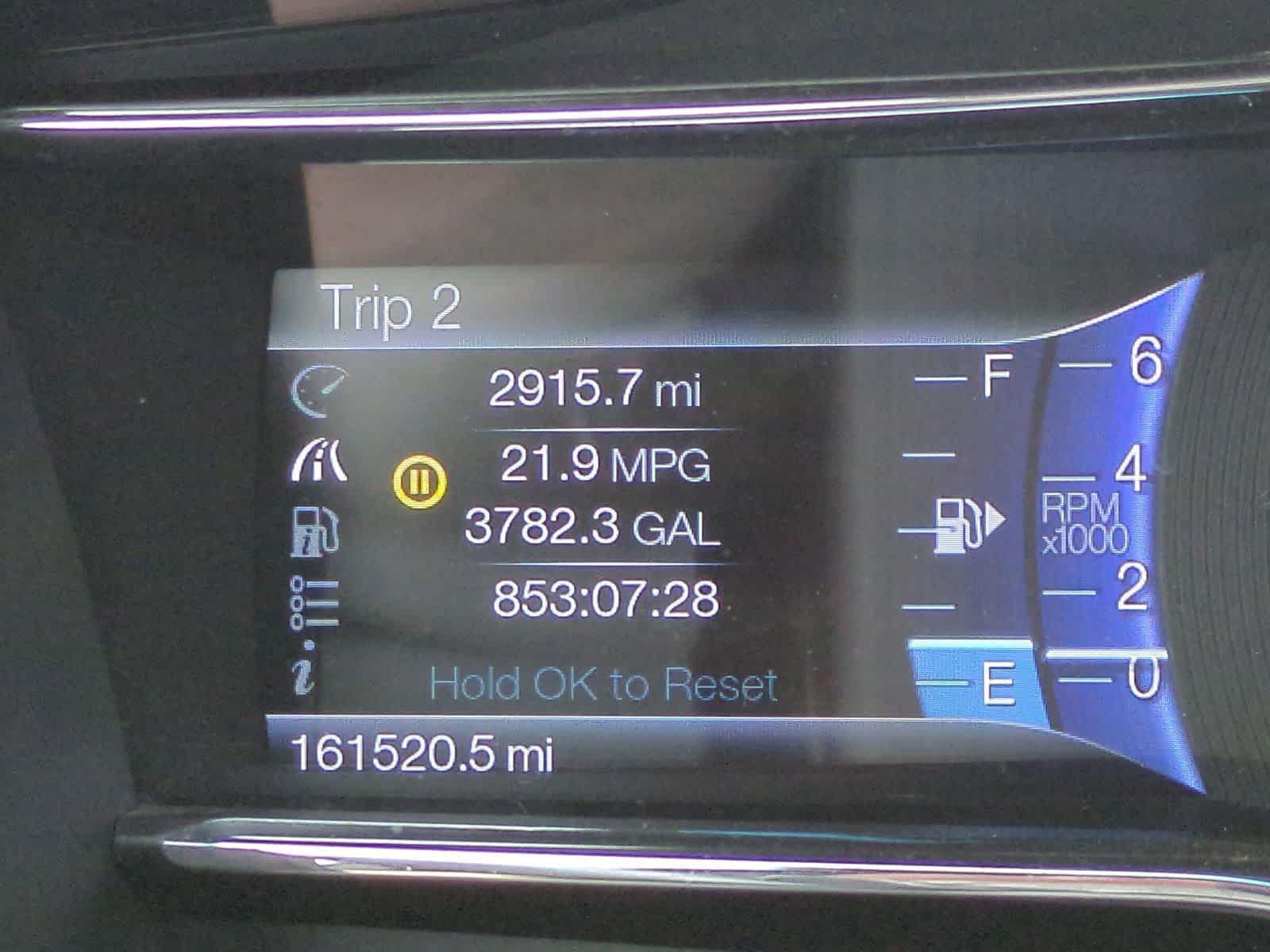 Thumbnail: 2013 Lincoln MKS - 32