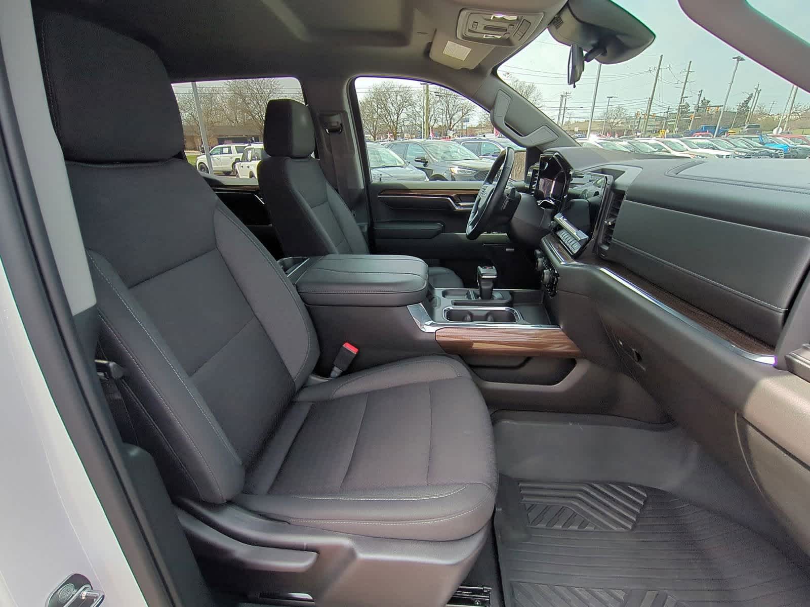 2023 Chevrolet Silverado 1500 RST 21