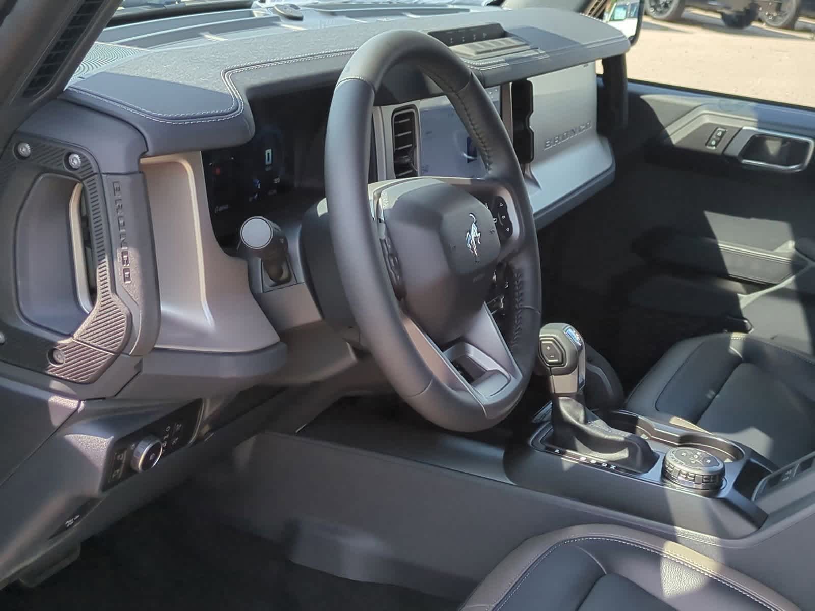 Thumbnail: 2025 Ford Bronco - 10