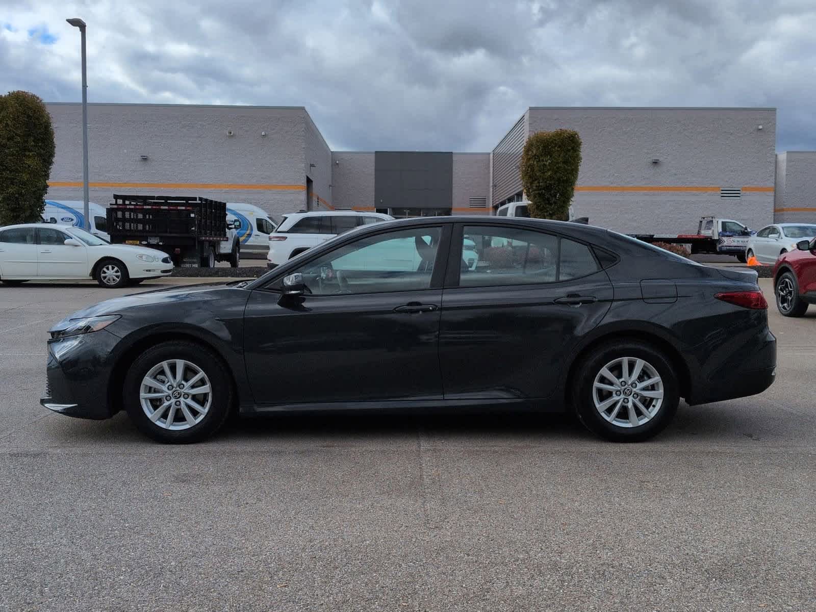 Thumbnail: 2025 Toyota Camry - 5