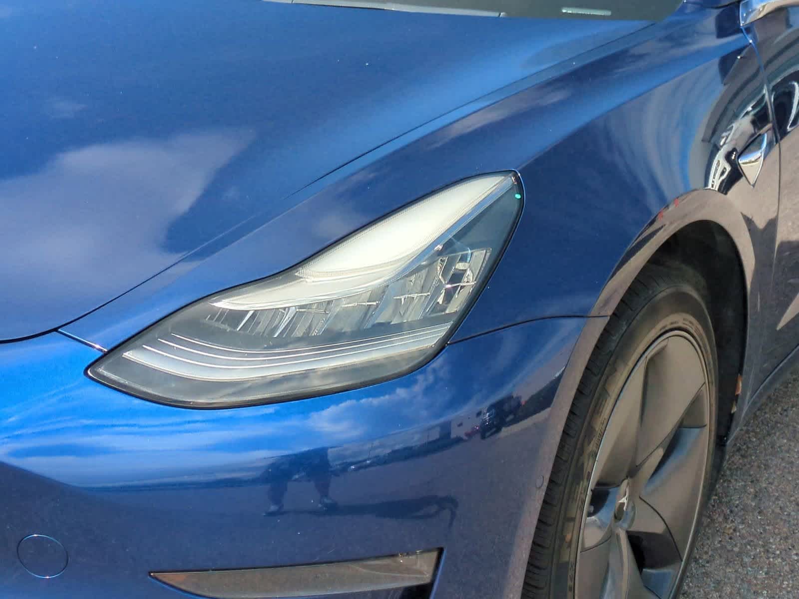 Thumbnail: 2020 Tesla Model 3 - 11