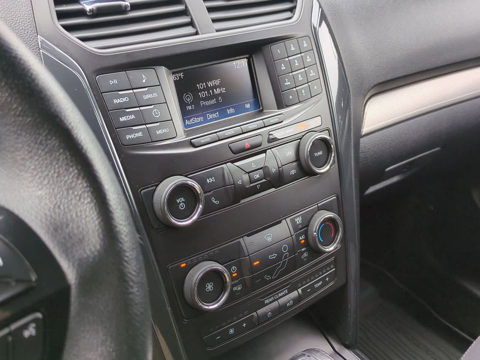 Thumbnail: 2018 Ford Explorer - 27