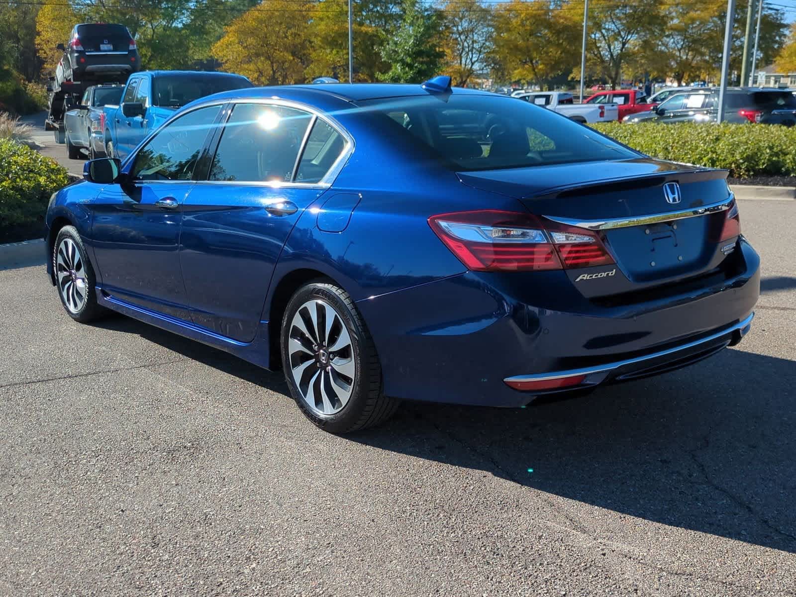 Thumbnail: 2017 Honda Accord - 6