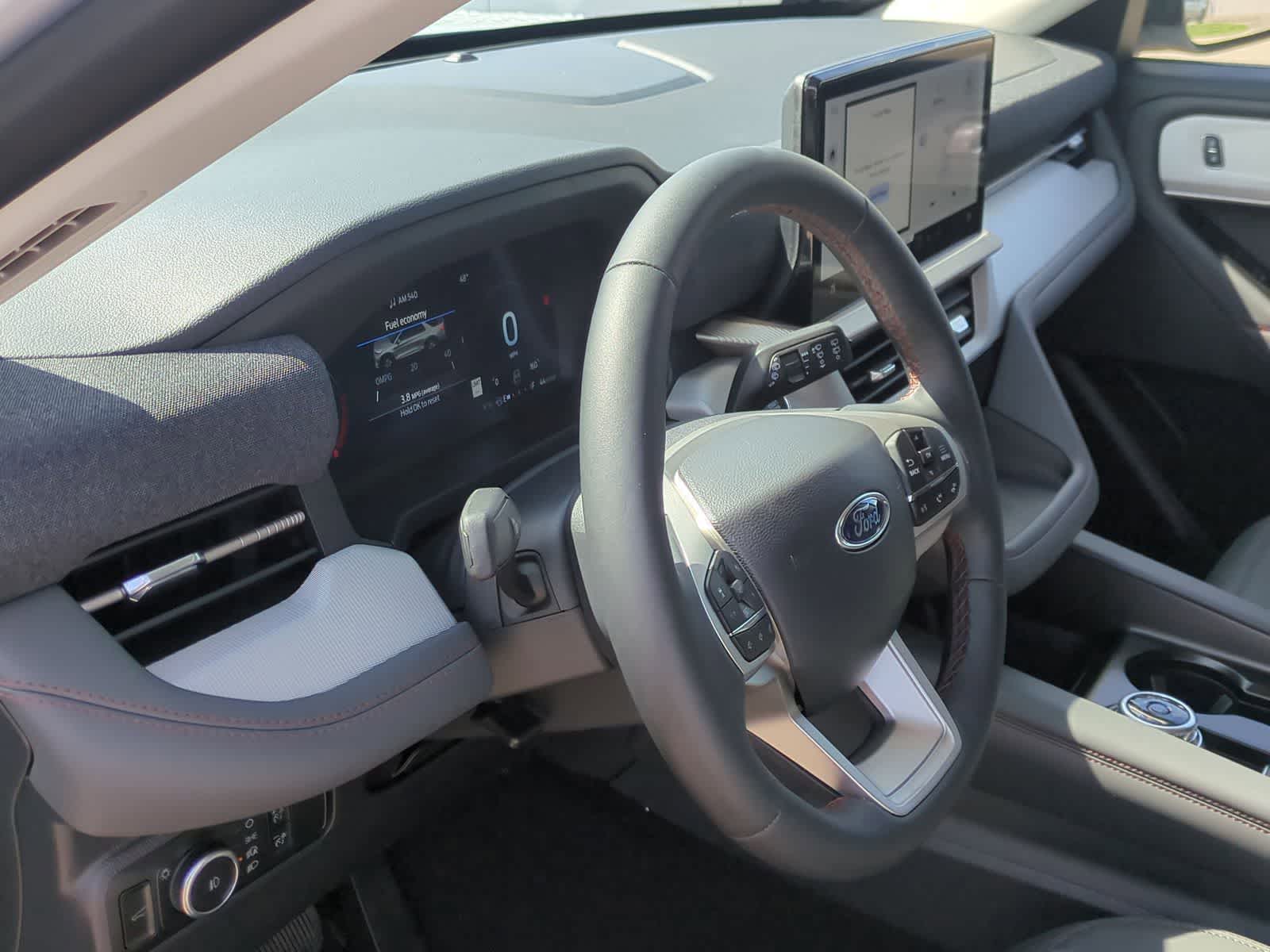 Thumbnail: 2026 Ford Explorer - 10