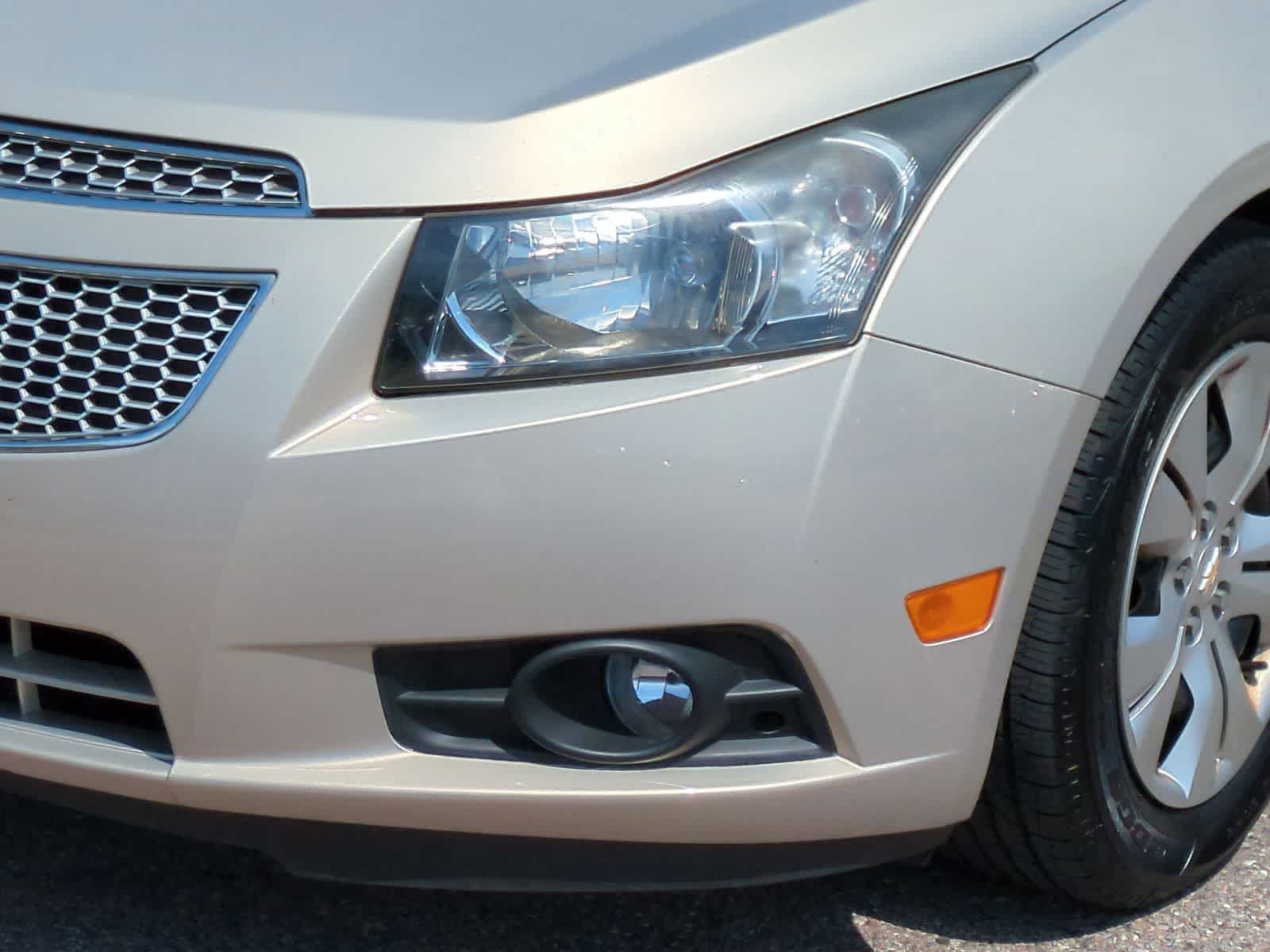 Thumbnail: 2012 Chevrolet Cruze - 11