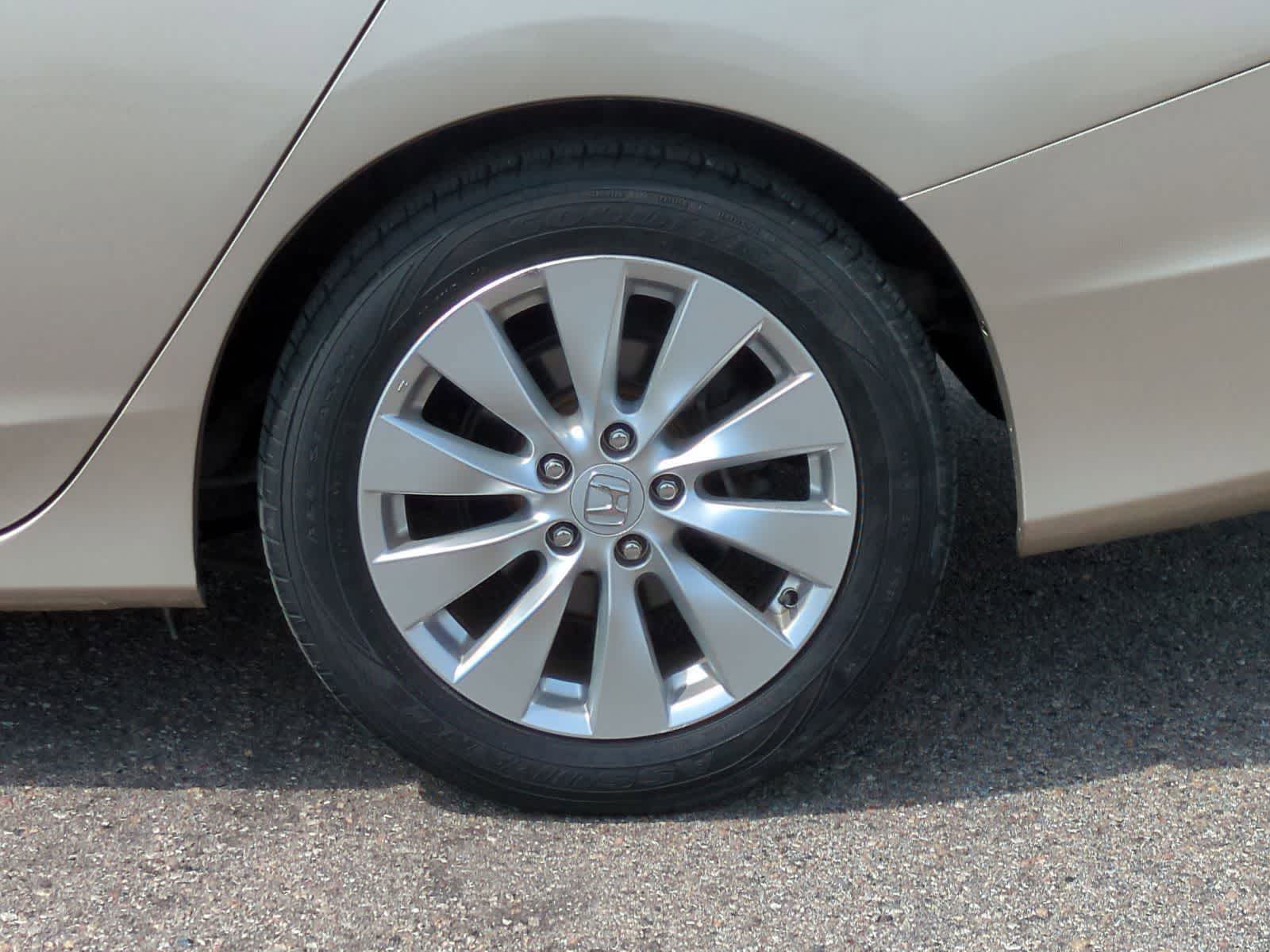 Thumbnail: 2015 Honda Accord - 14