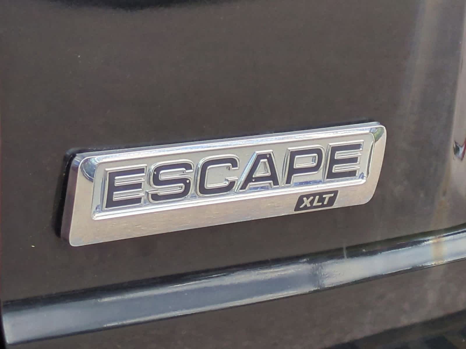 Thumbnail: 2011 Ford Escape - 13