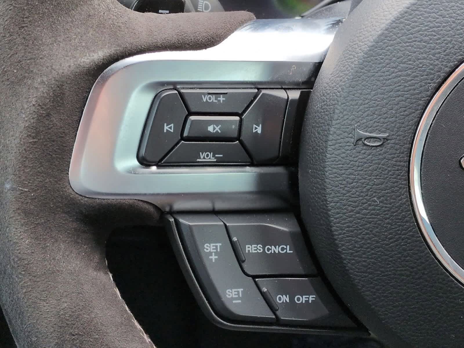 Thumbnail: 2019 Ford Mustang - 23