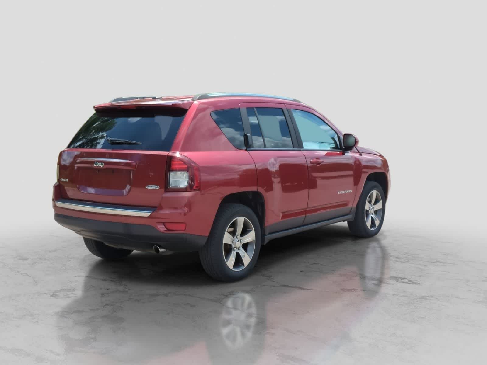 Thumbnail: 2016 Jeep Compass - 8