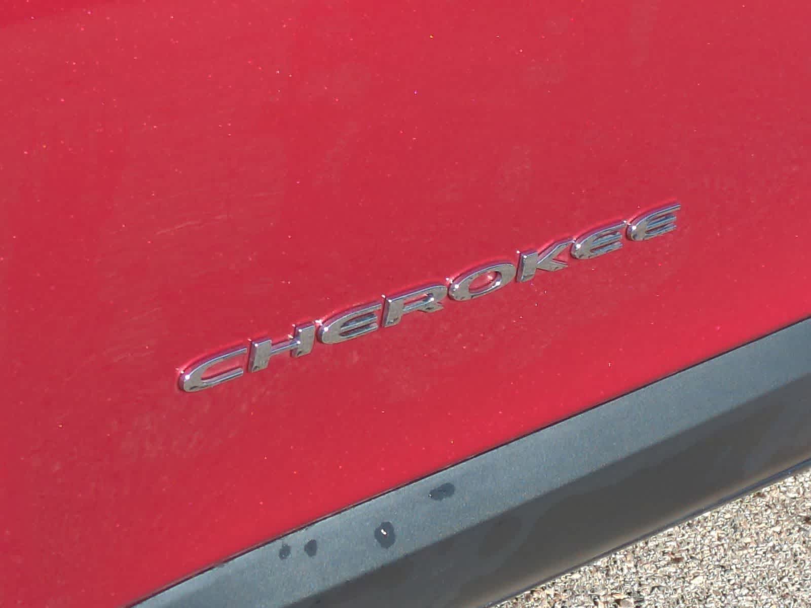 Thumbnail: 2016 Jeep Cherokee - 13