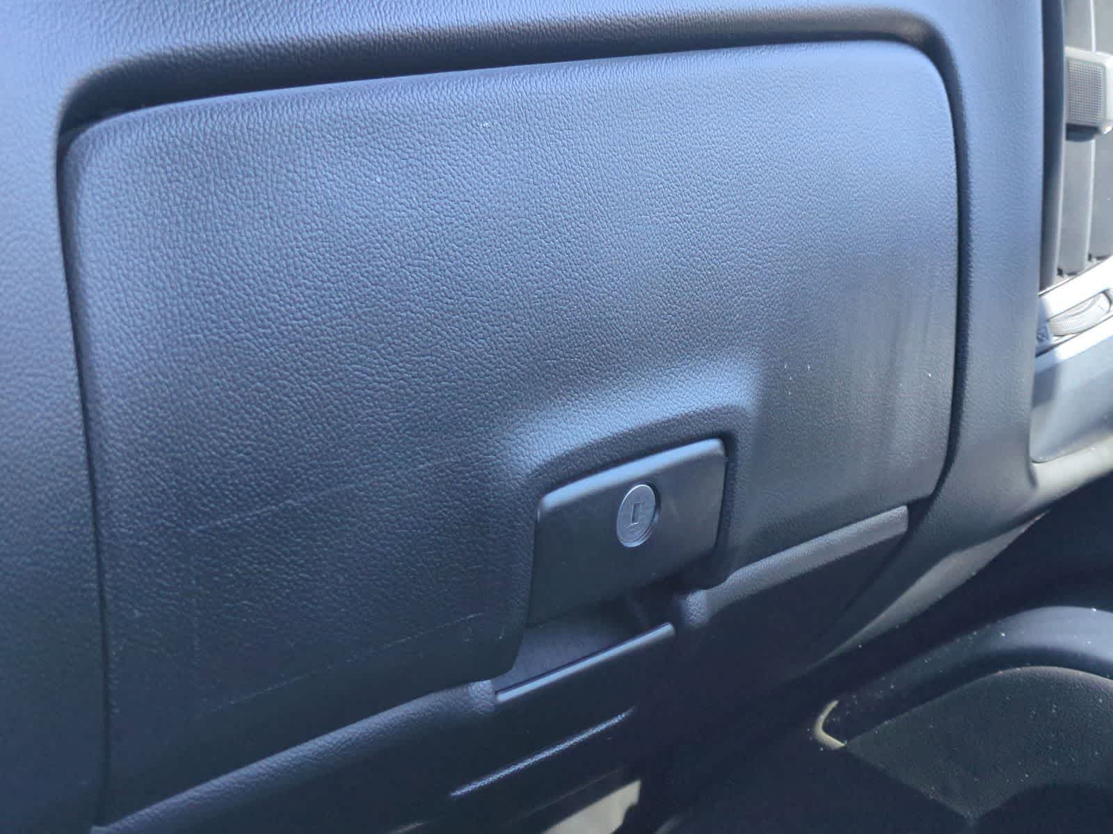 Thumbnail: 2018 Chevrolet Silverado 1500 - 30