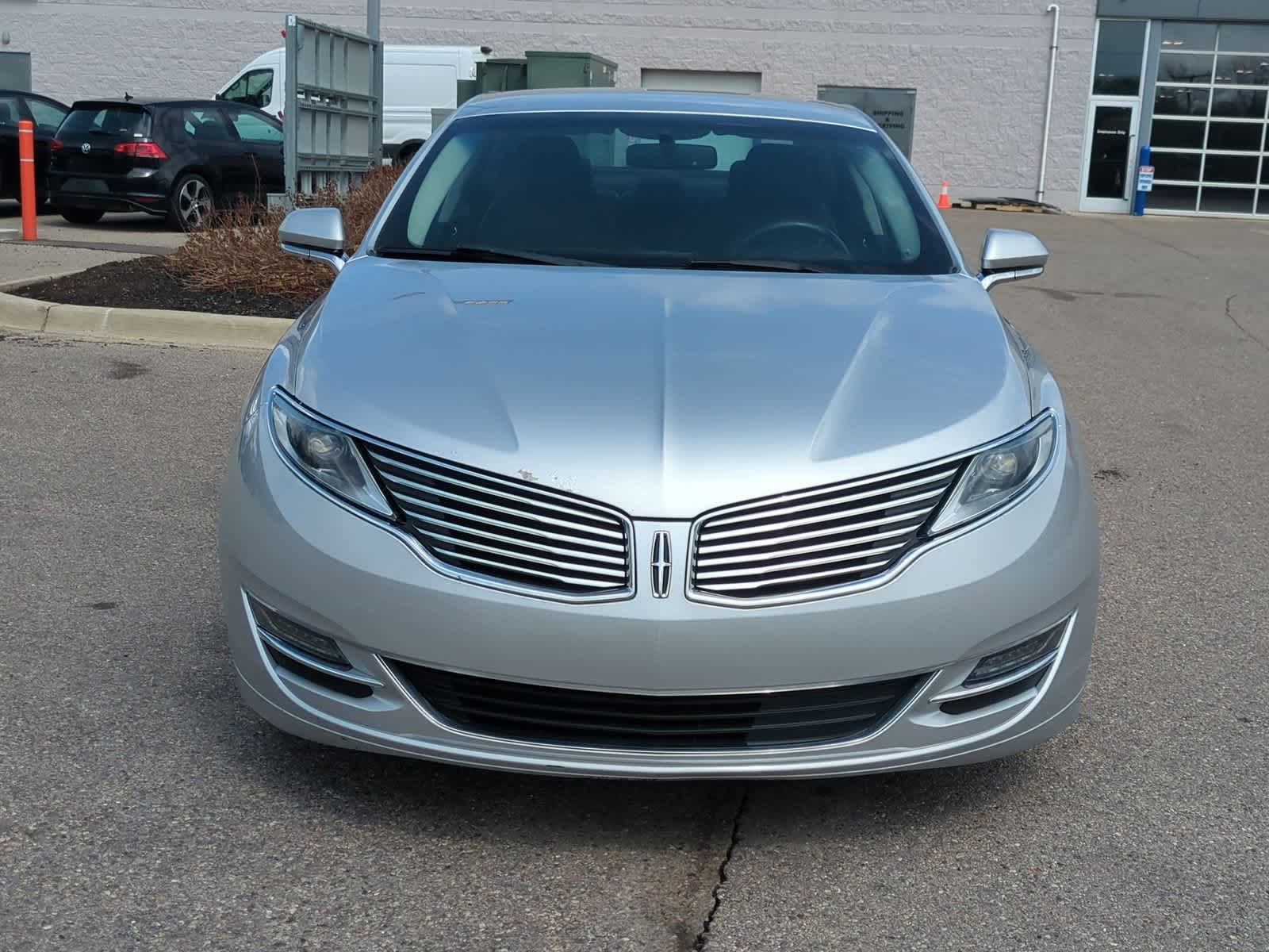 Thumbnail: 2015 Lincoln MKZ - 3