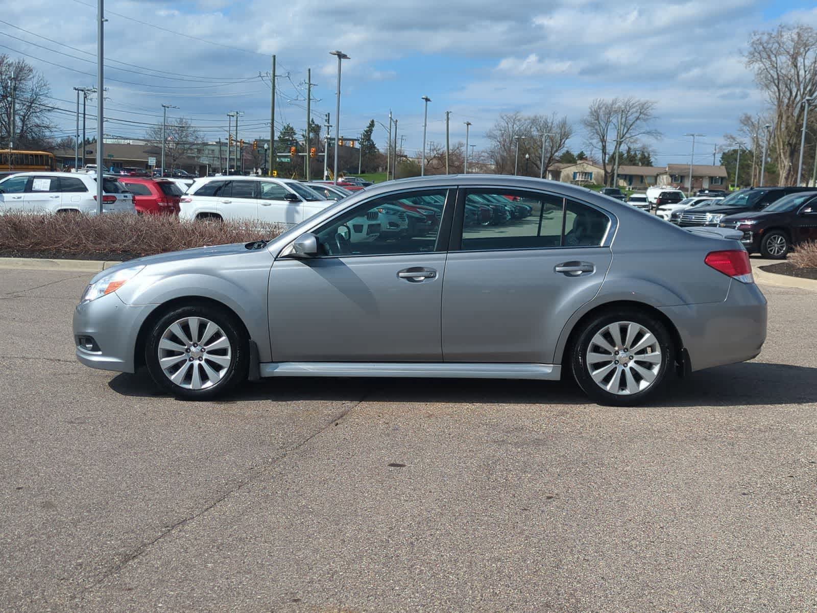 Thumbnail: 2010 Subaru Legacy - 5