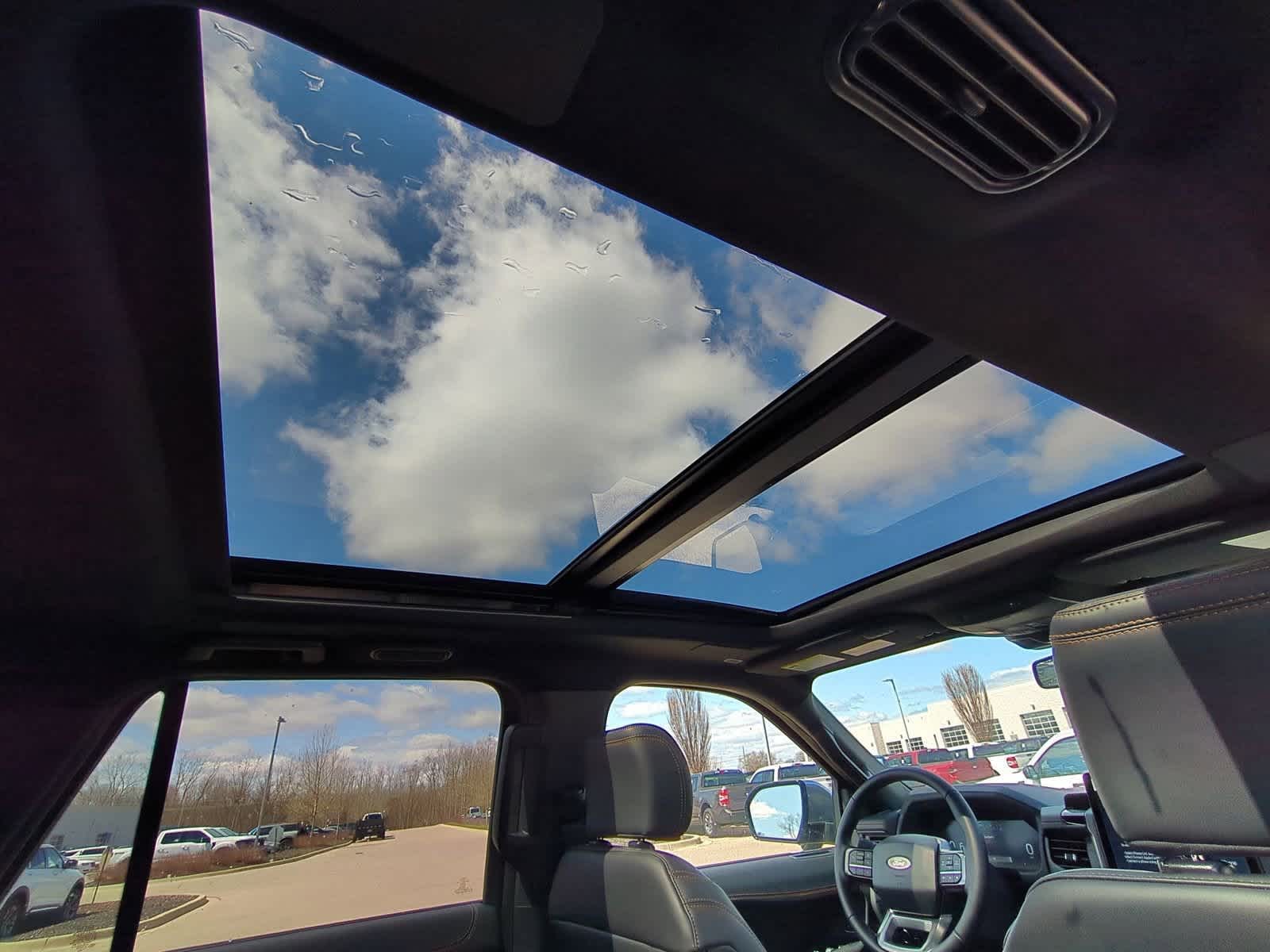 Thumbnail: 2024 Ford Expedition MAX - 22