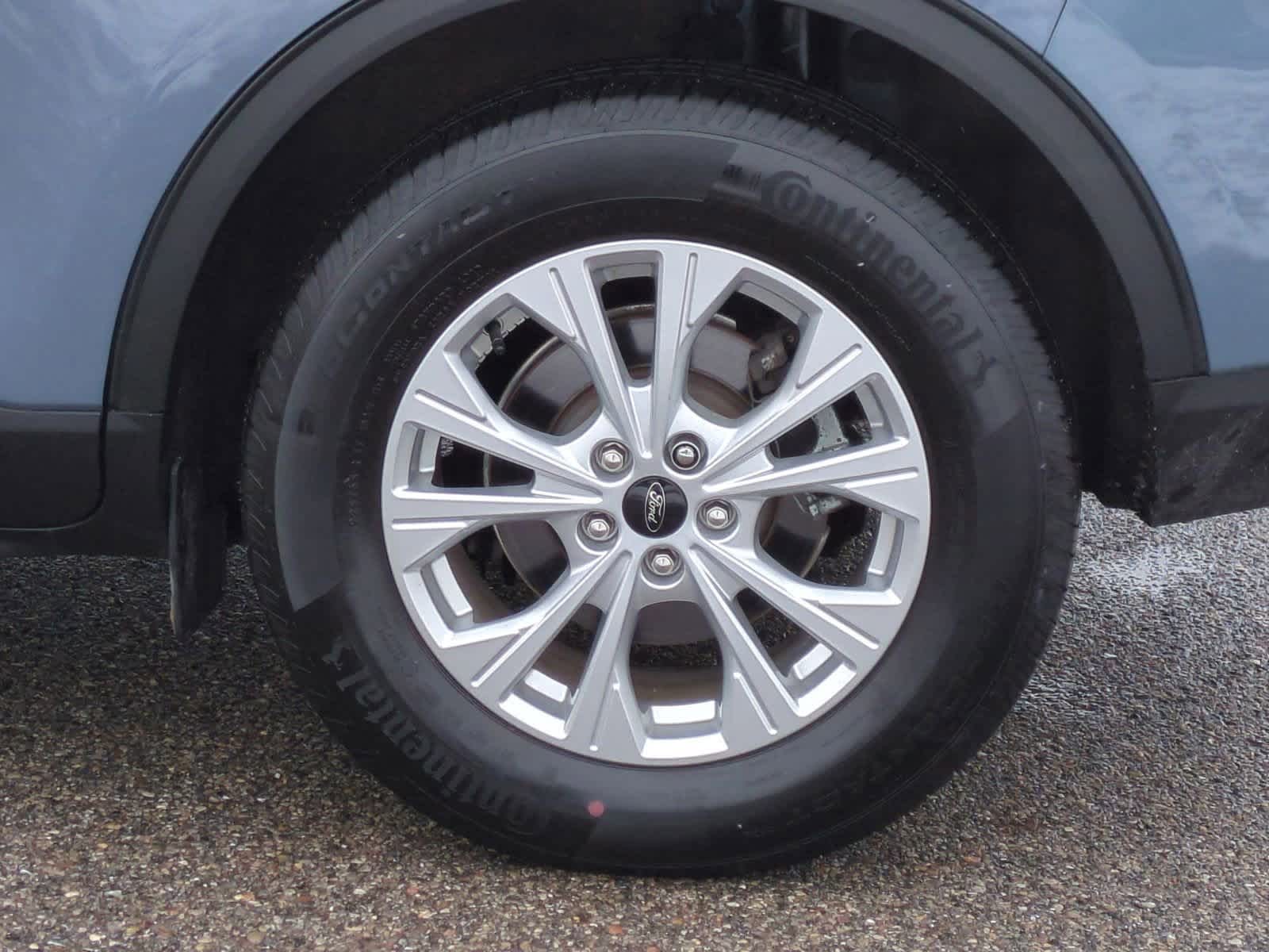 Thumbnail: 2023 Ford Escape - 14