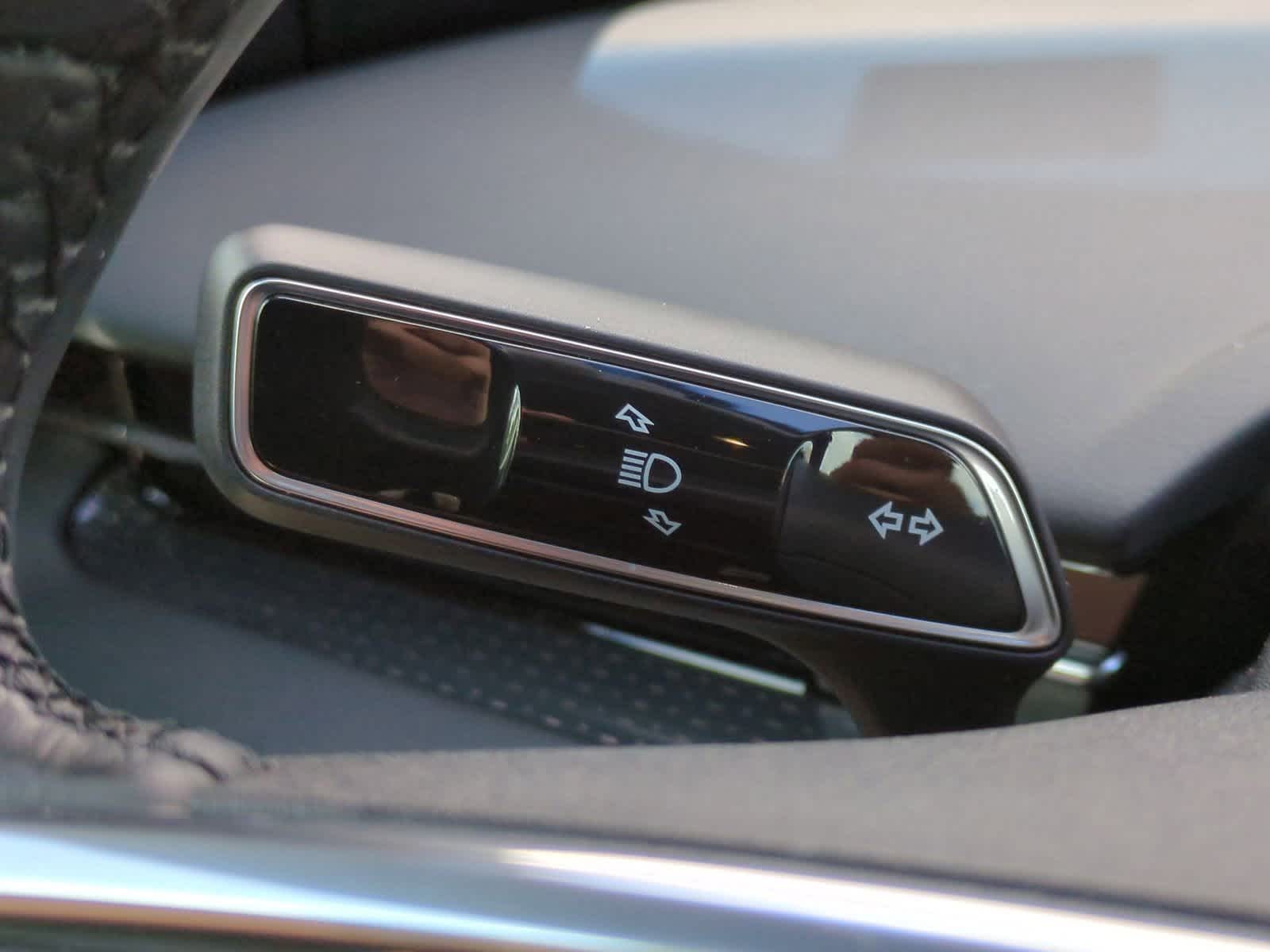 Thumbnail: 2024 Lincoln Nautilus - 28