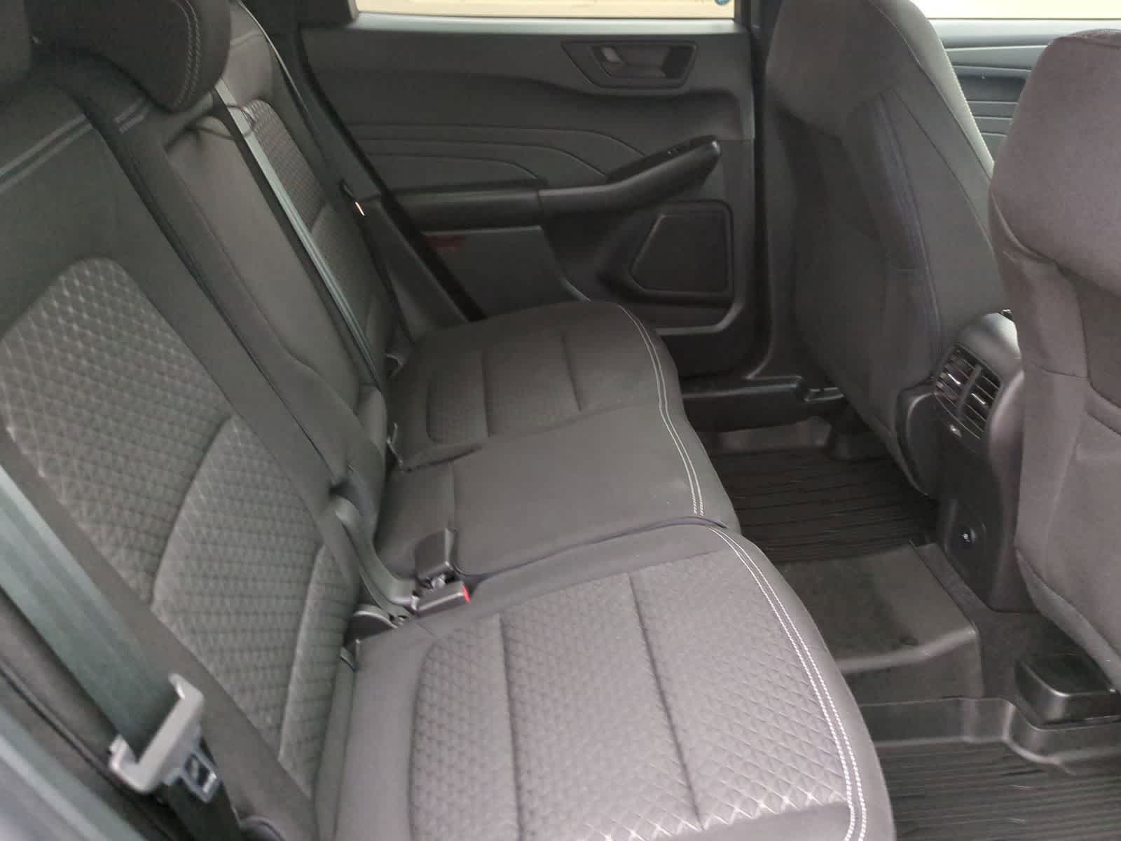 Thumbnail: 2023 Ford Escape - 20