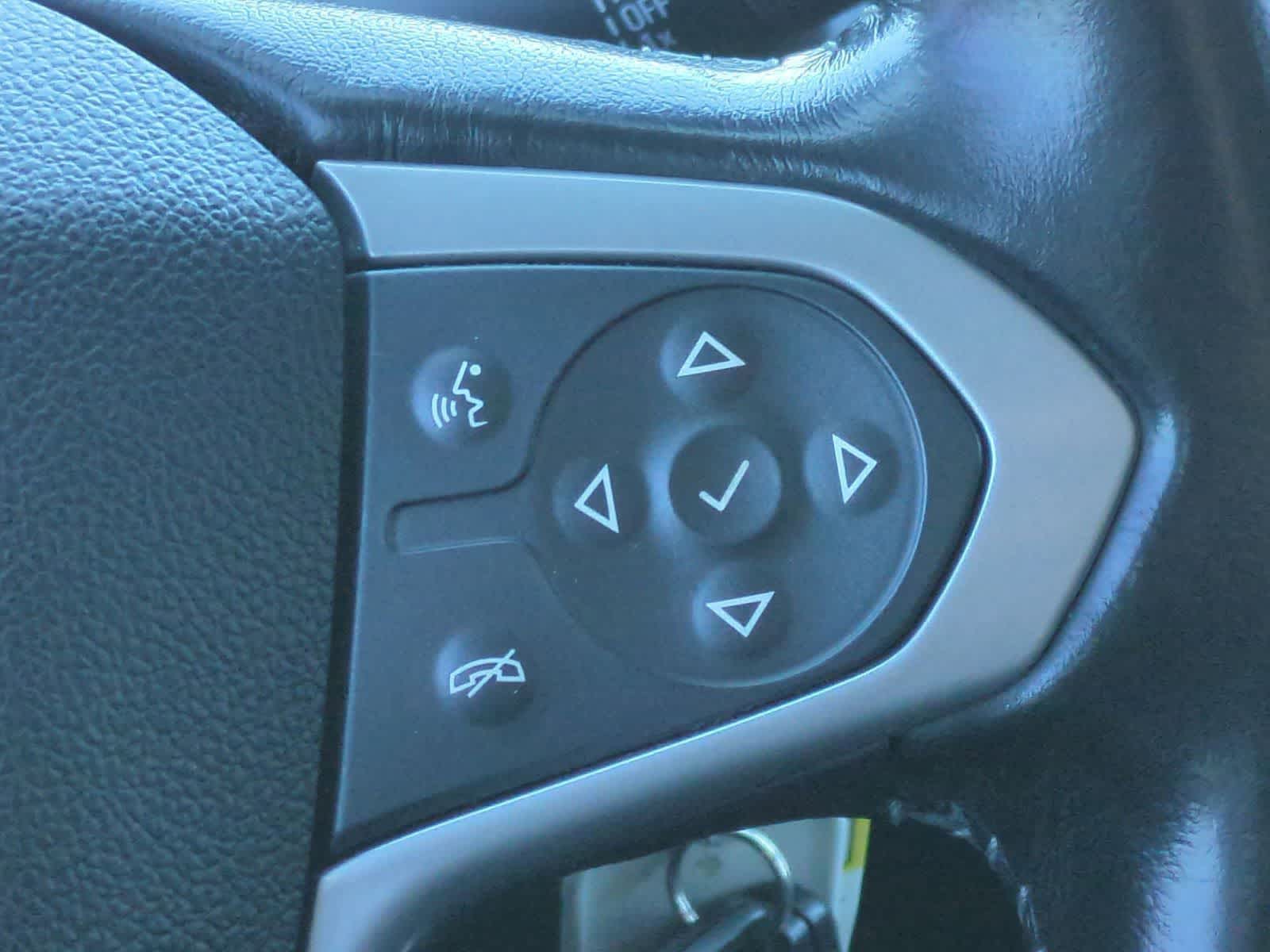 Thumbnail: 2016 Chevrolet Colorado - 24