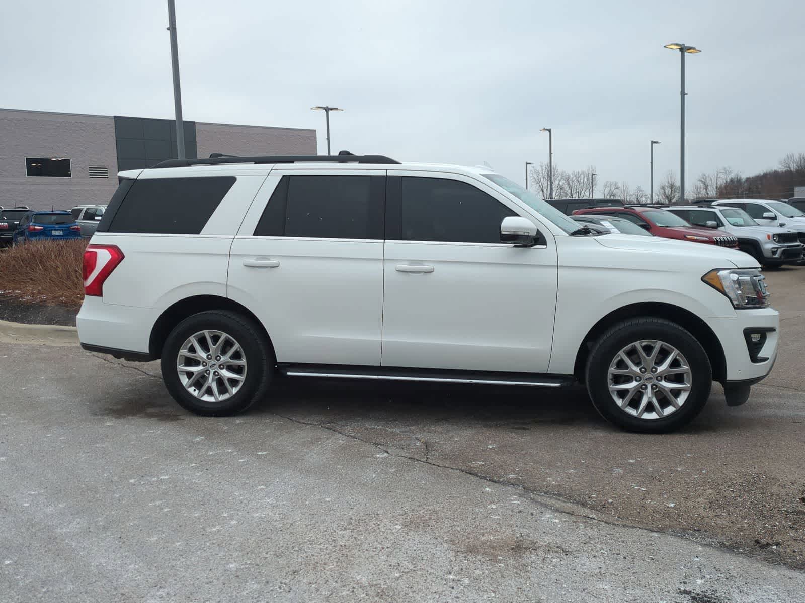 Thumbnail: 2021 Ford Expedition - 9