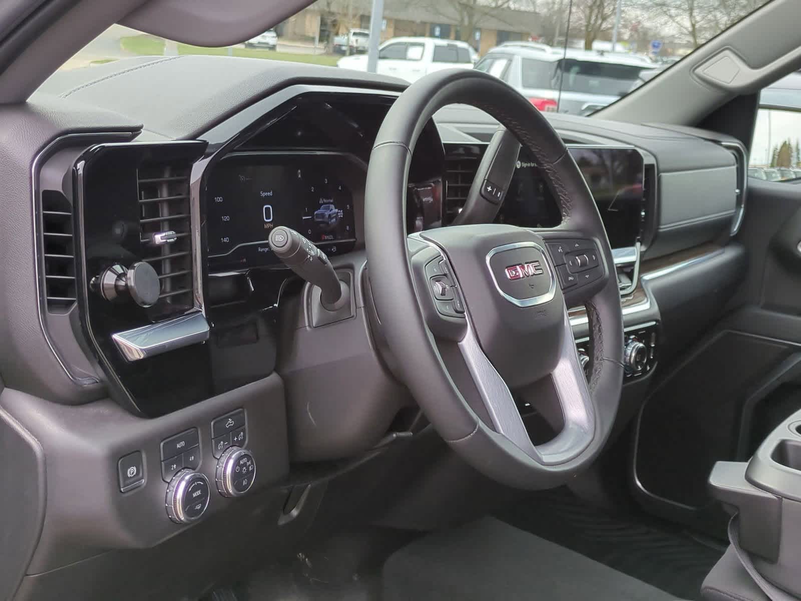 2025 GMC Sierra 1500 Elevation 10