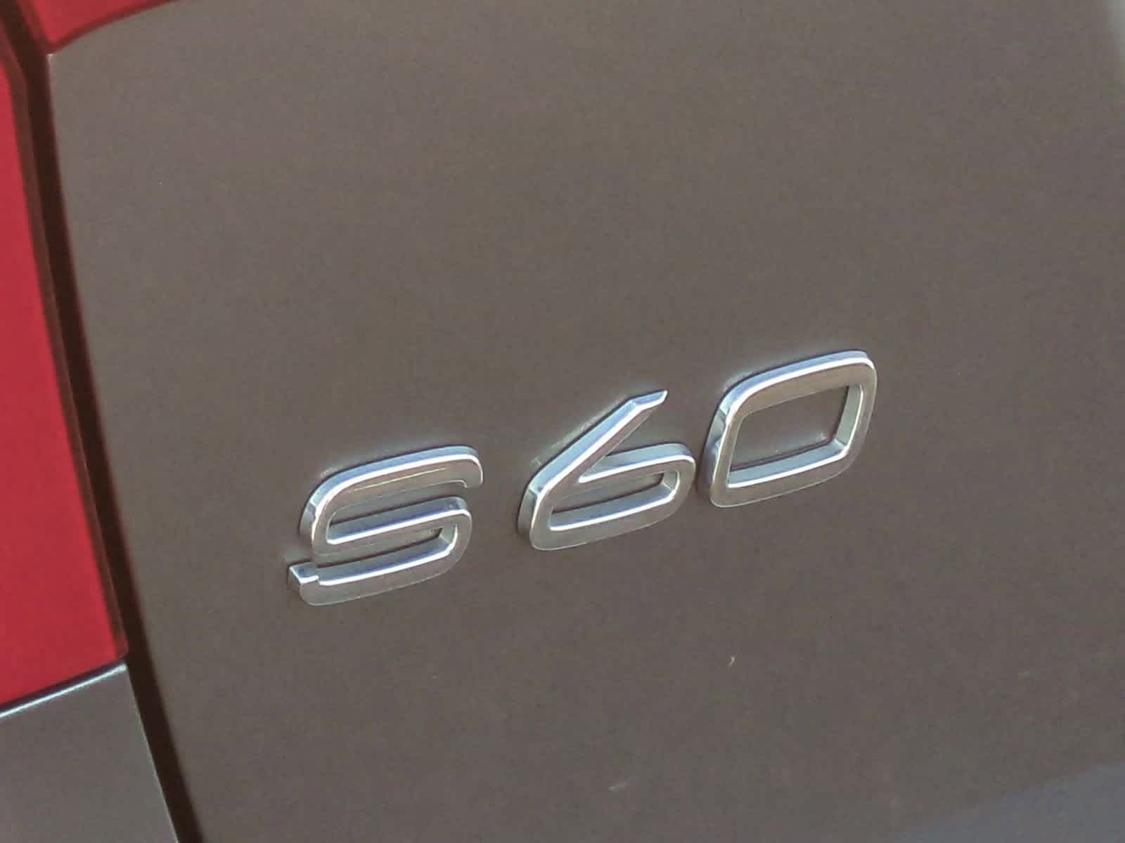 Thumbnail: 2017 Volvo S60 - 12