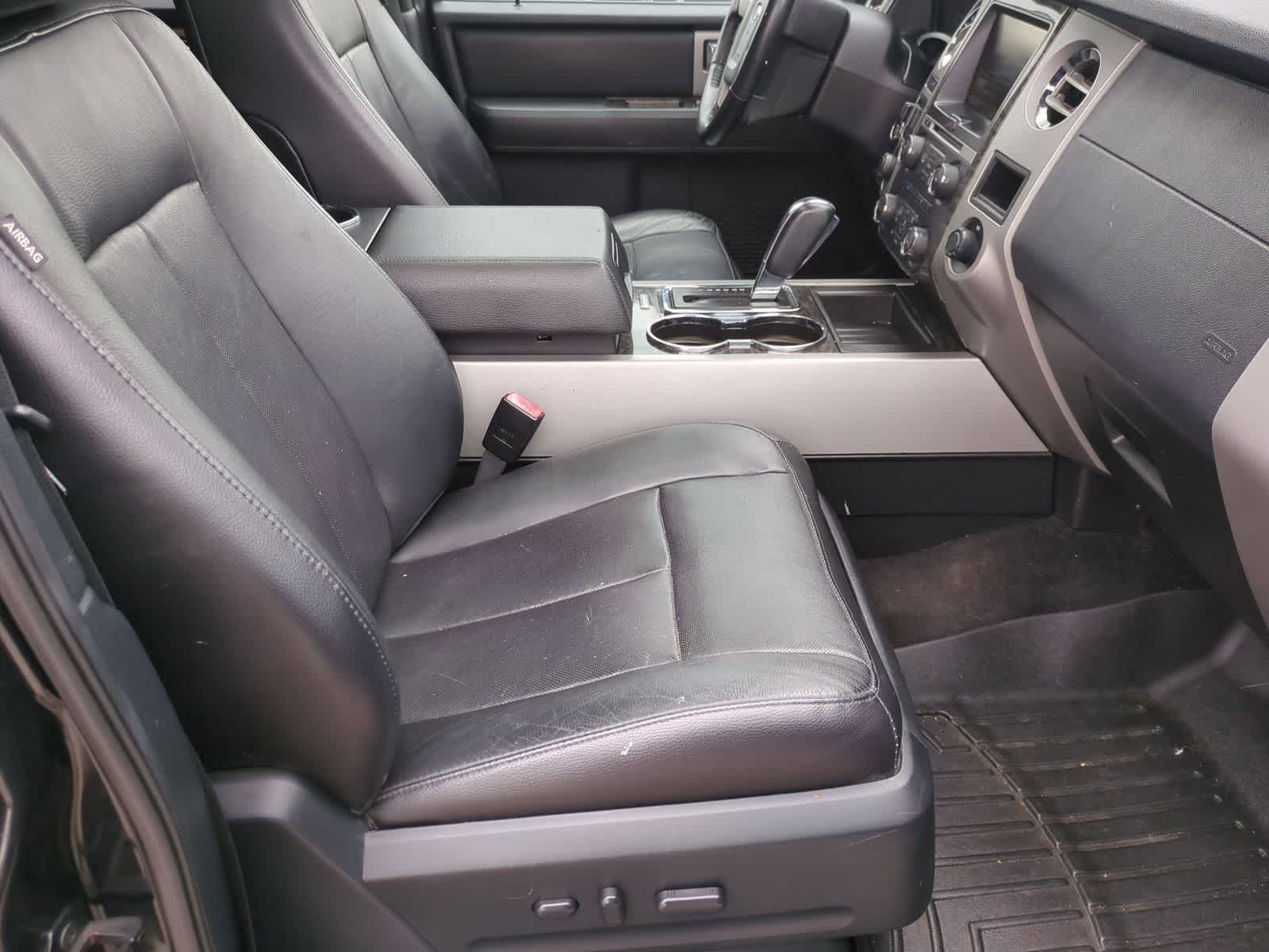 Thumbnail: 2015 Ford Expedition - 23