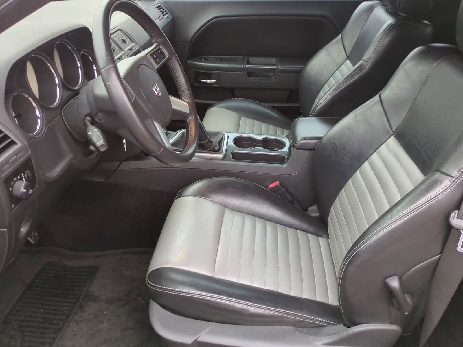 Thumbnail: 2009 Dodge Challenger - 16