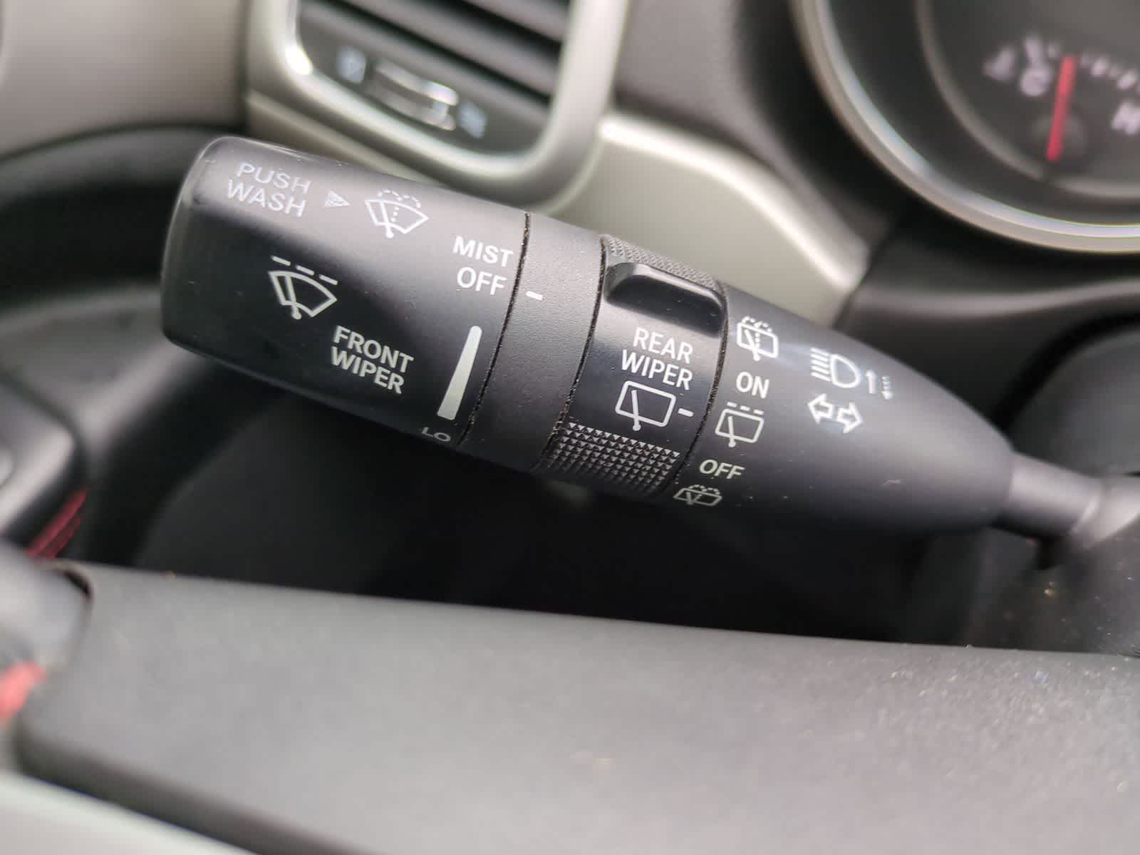 Thumbnail: 2013 Jeep Grand Cherokee - 24